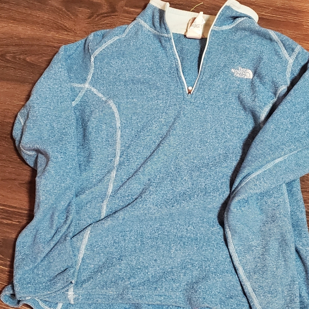 The North Face 1/4 zip fleece